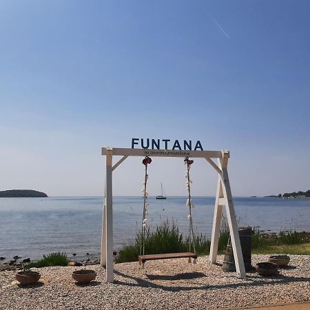 Apartment Julia Funtana Kültér fotó